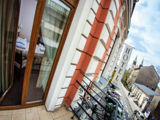 AMBER *** hotel Kraków pokoje apartamenty wypoczynek