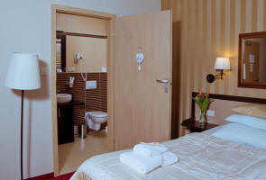 AMBER hotel Kraków pokoje apartamenty wypoczynek w Polsce